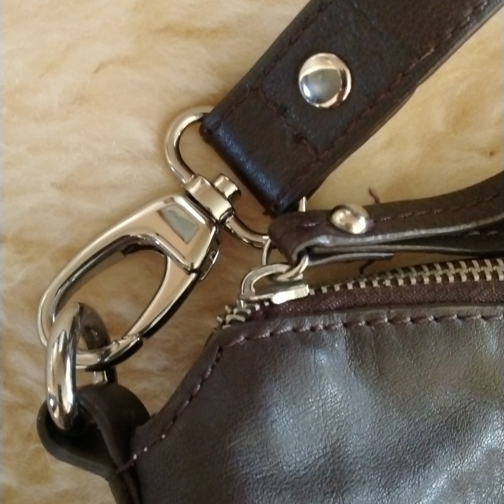 Tignanello Leather Purse - Picture 2 of 5